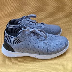 Danskin Shoes Womens 8.5  Success Sneakers Knit Trainers Comfort Active Gray